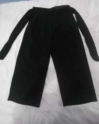 giubbotto, camicia e pantaloni eleganti