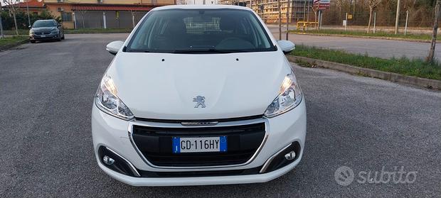 Peugeot 208 1.5hdi autocarro n1 4 porte