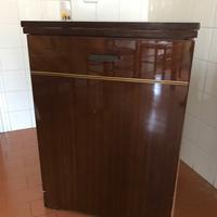 Macchina da cucire Singer vintage originale 1960