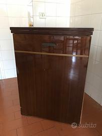 Macchina da cucire Singer vintage originale 1960