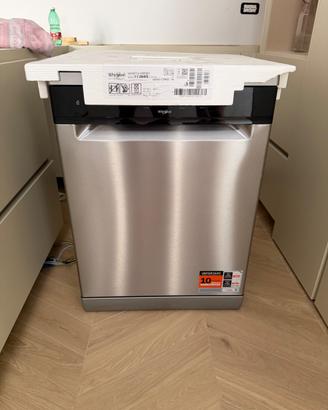 Lavastoviglie Whirlpool – NUOVA, MAI INSTALLATA –