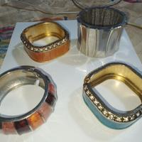 4 bracciali rigidi donna