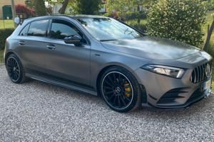 Mercedes - Benz A200 AMG Line Premium