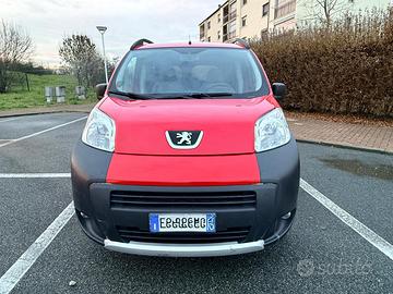 Peugeot Bipper 1.3 HDI 75cv Tepee Family