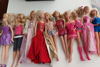 Dieci Barbie