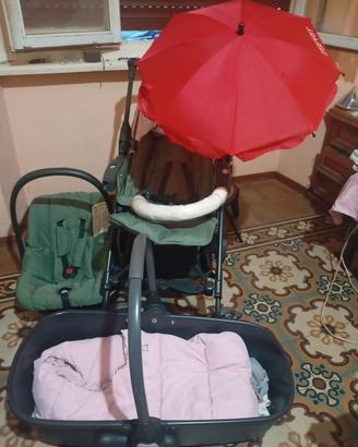 passeggino completo di marca CAM 