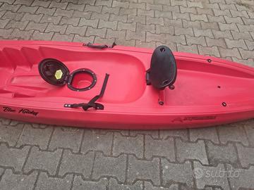 canoa kayak con pagaia