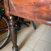 Tavolo in legno