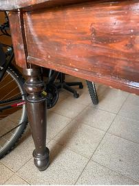 Tavolo in legno