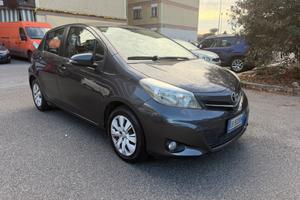 Toyota Yaris 1.0 5P Lounge - PASSAGGIO COMPRESO