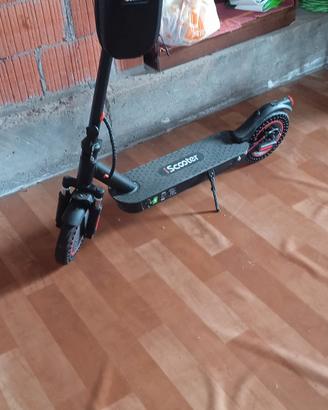 monopattino elettrico 