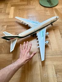 Modellino aereo aeroplano alitalia boeing 737