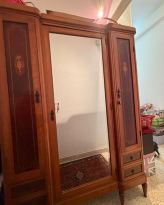 armadio liberty siciliano con specchio antico
