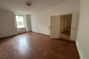 Appartamento di 90 m² con 3 locali a Massa