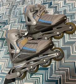 Pattini a rotelle da ragazza azzurri