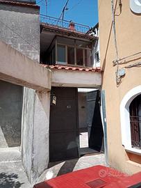 Casa indipendente di 180 m² con più di 5 locali e 