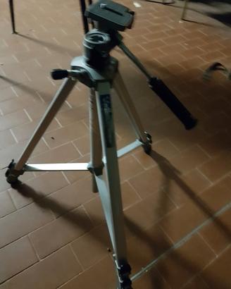 Treppiedi da studio marca Velbon