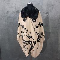 Mantella elegante Shk Paris con collo eco pellicia