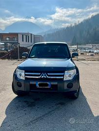 Mitsubishi Pajero 3.2 cr Invite