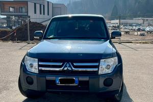 Mitsubishi Pajero 3.2 cr Invite