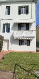 Villa o villino Vinci [1/0495VRG]