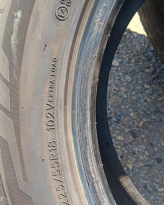 QUATTRO GOMME MOMO