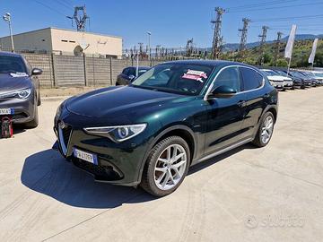Alfa Romeo Stelvio 2017 2.2 t Business Q4 210...