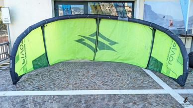 Vela per kitesurf NAISH PIVOT 12 S28 2024 usata