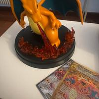 Pokemon Charizard 2 carte + Statua