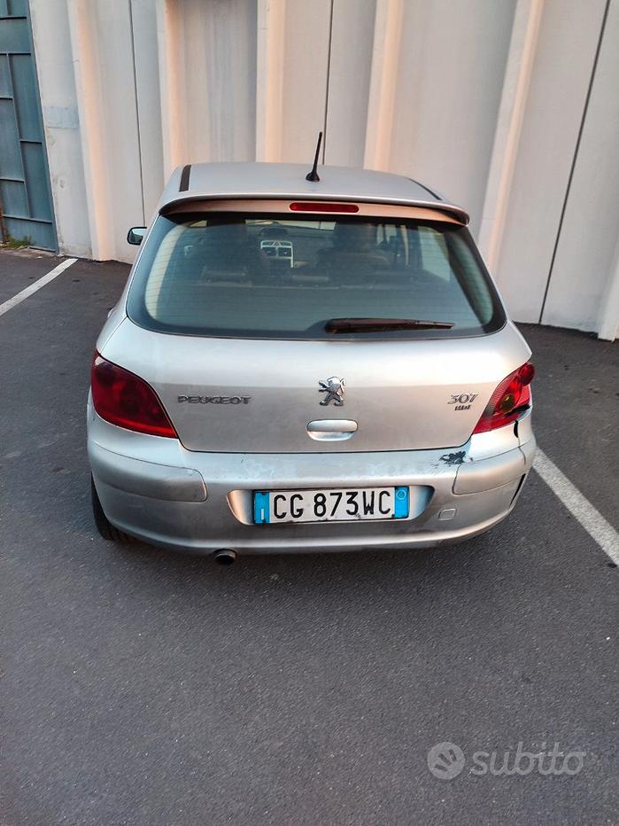 PEUGEOT 307