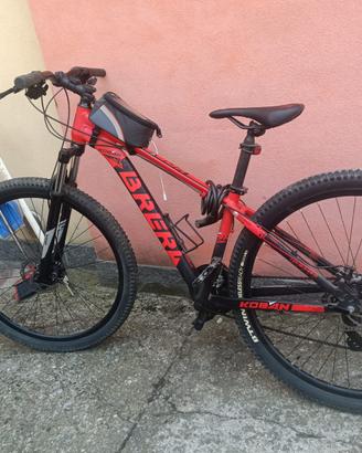 3 biciclette in blocco