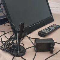 Televisore portatile con antenna