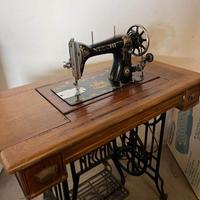 Macchina da cucire NECCHI