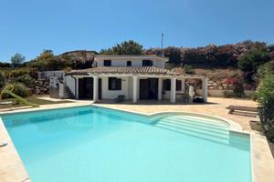 Villa con Piscina Domus de Maria