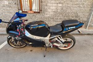 gsxr 750 k2