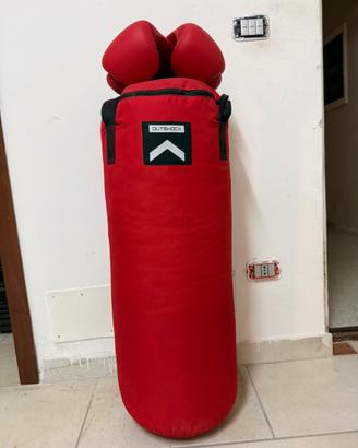 Sacco da boxe + guantoni outshock