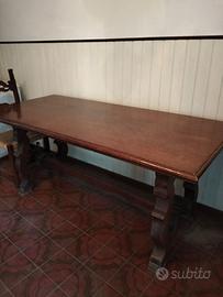 SET TAVOLO E SEDIE IN LEGNO