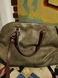 borsa Borbonese.  medie dimensioni 