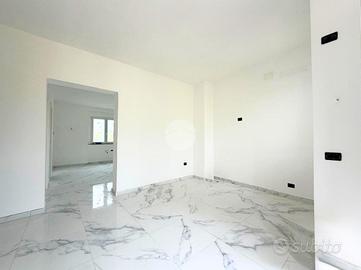 3 LOCALI A ROSCIANO
