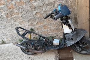 Smembro aprilia Sr 50