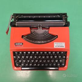Macchina da scrivere Brother 210