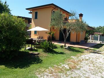 A marina di massa villetta a 1,5 km dal mare