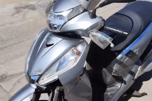 Honda SH 300 I special