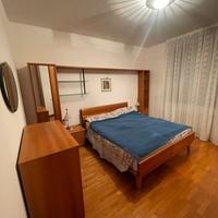 Camera matrimoniale in legno massello