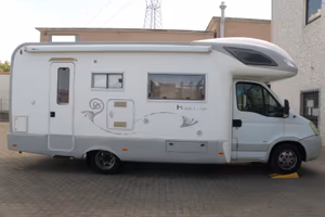 CAMPER MANSARDATO MOBILVETTA IDEALE PER FAMIGLIE