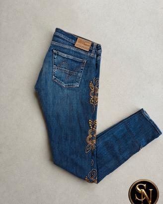 Jeans skinny Nolita ricamati stile Y2K