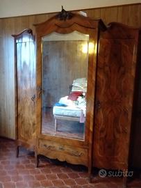 armadio e cassettiera intarsiati  