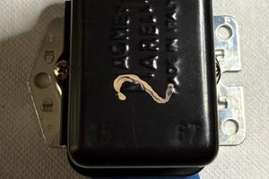 Marelli regolatore di tensione RC2/12D 12 V NOS