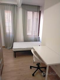 Stanza con bagno san Lorenzo