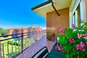 4 LOCALI 2 BAGNI CON TERRAZZO ULTIMO PIANO